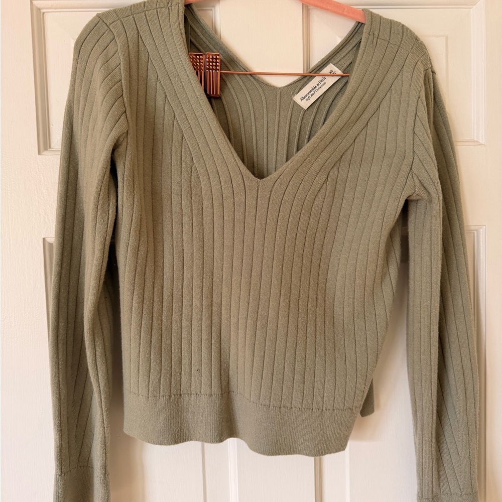 Abercrombie & Fitch Ribbed Knit Top NWOT